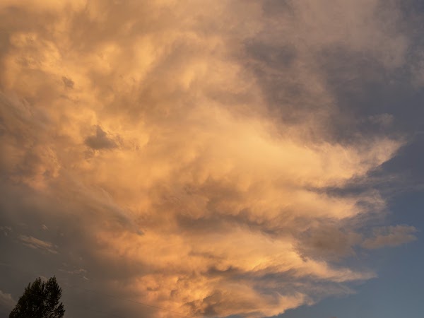 The sky on the drive